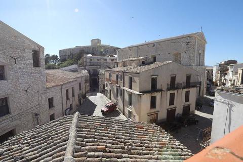 Appartamento in Vendita a Giuliana (Palermo)