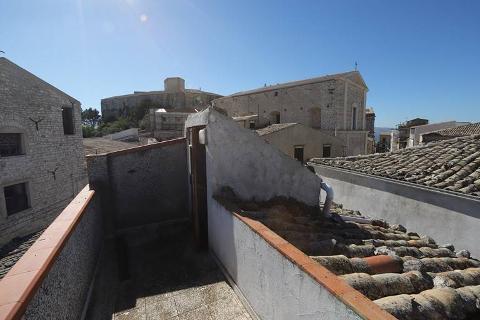 Appartamento in Vendita a Giuliana (Palermo)