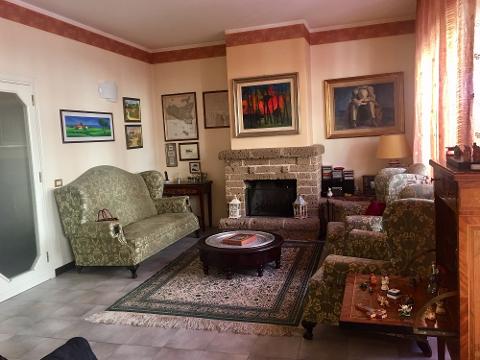 Palazzo / Edificio in Vendita a Casteldaccia (Palermo)