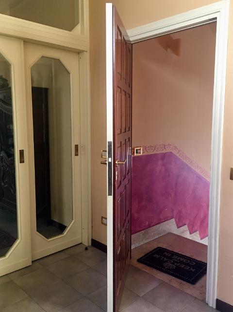 Palazzo / Edificio in Vendita a Casteldaccia (Palermo)