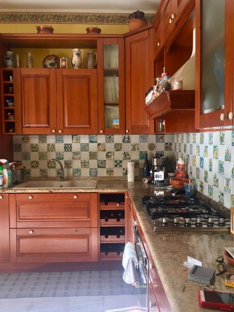 Palazzo / Edificio in Vendita a Casteldaccia (Palermo)