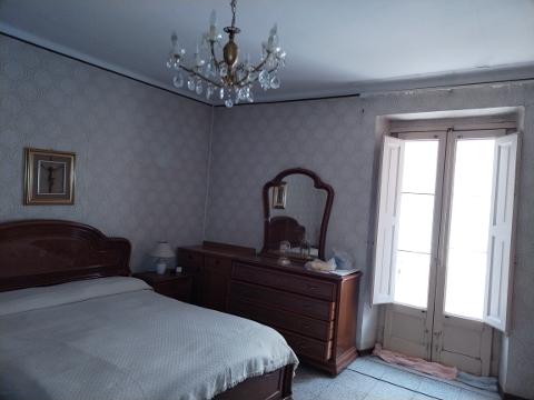 Casa singola in Vendita a Caltagirone (Catania)