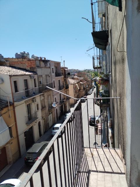 Appartamento in Vendita a Caltagirone (Catania)