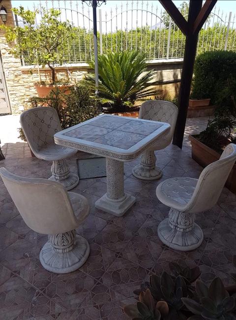 TAVOLO E PANCHE RETTE E CON SPALLIERA GOLDEN