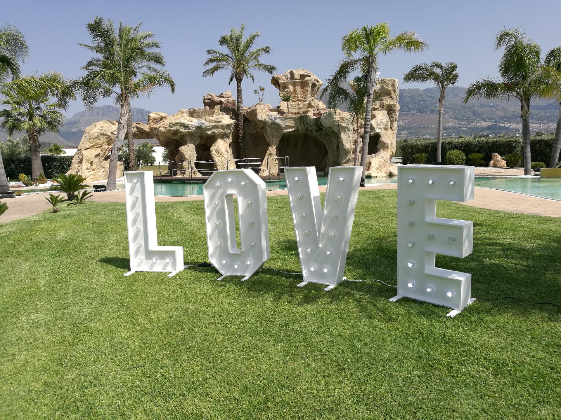 SCRITTA LOVE 3D Classica Luminarie Matrimonio