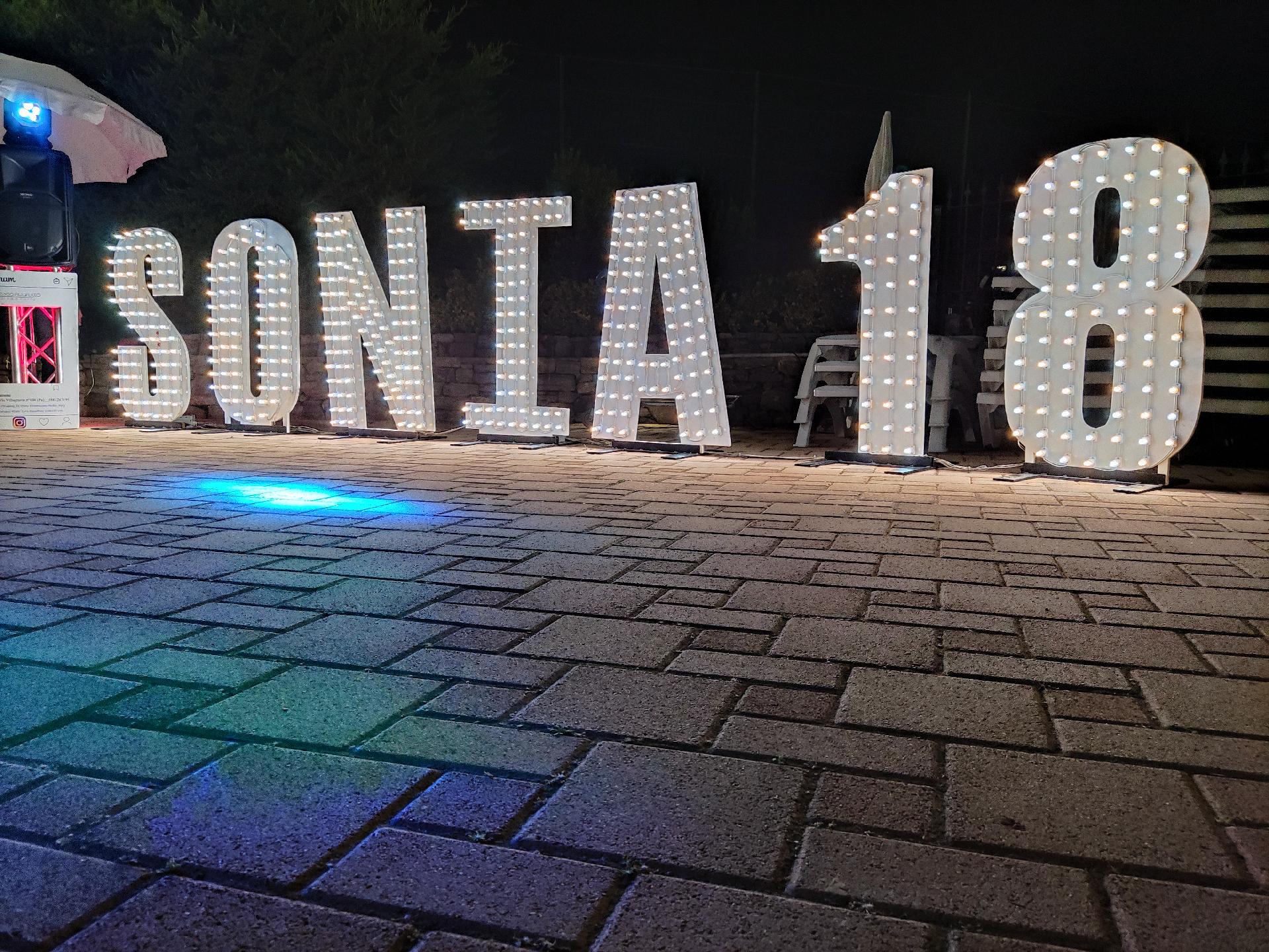 18 COMPLEANNO LUMINOSO - PRO - (18+Tenda+Gadget+X+2 Fontane) Luminarie Compleanno