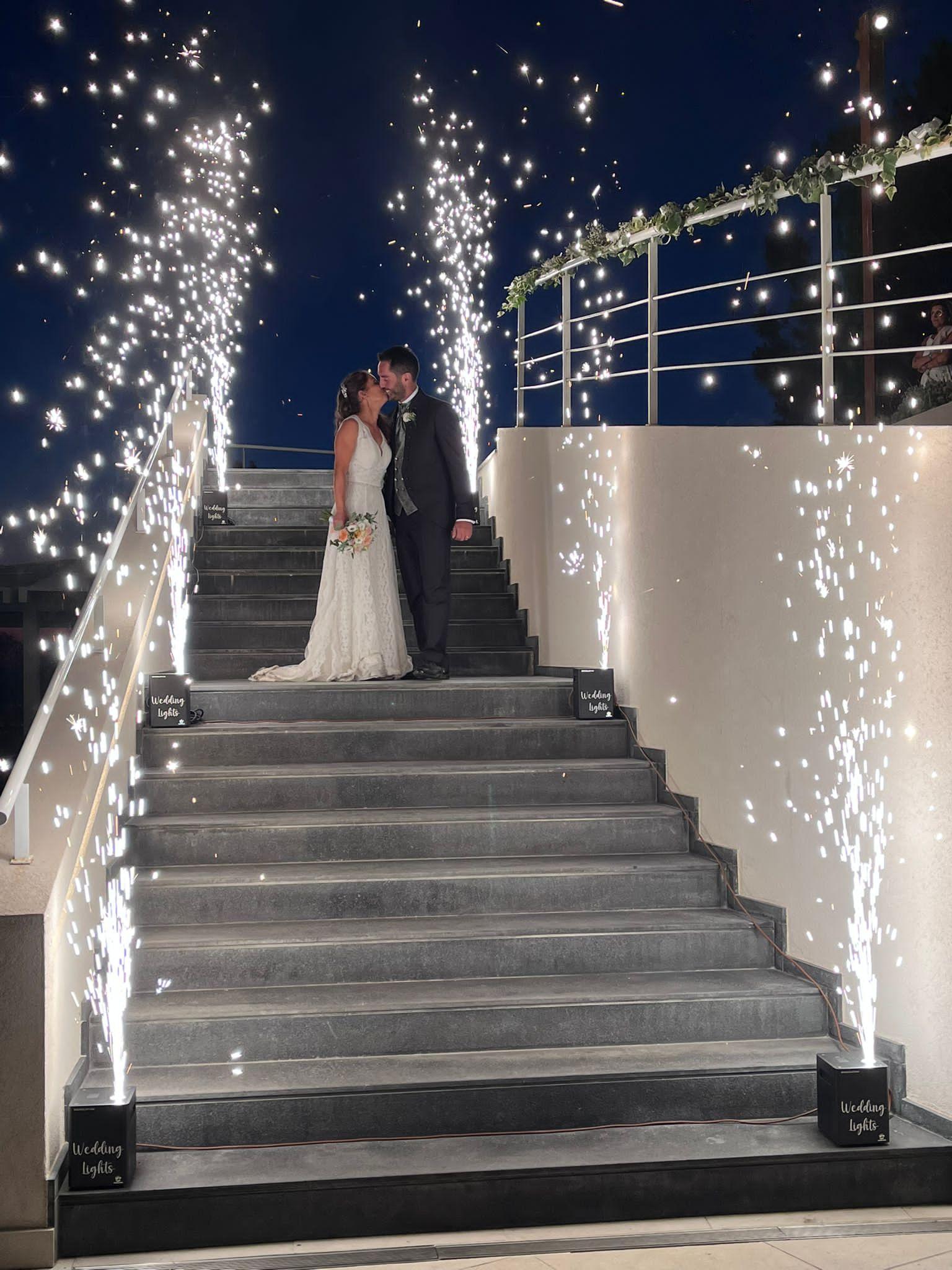 FONTANE A FREDDO LUMINOSE INGRESSO SPOSI TAGLIO TORTA Luminarie Matrimonio