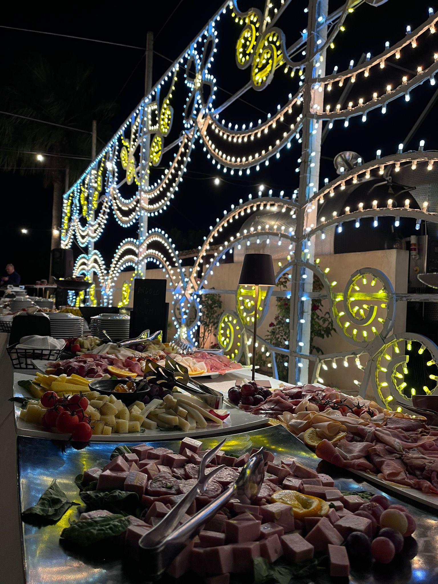ARCO LUMINOSO FESTA PATRONALE Luminarie Matrimonio
