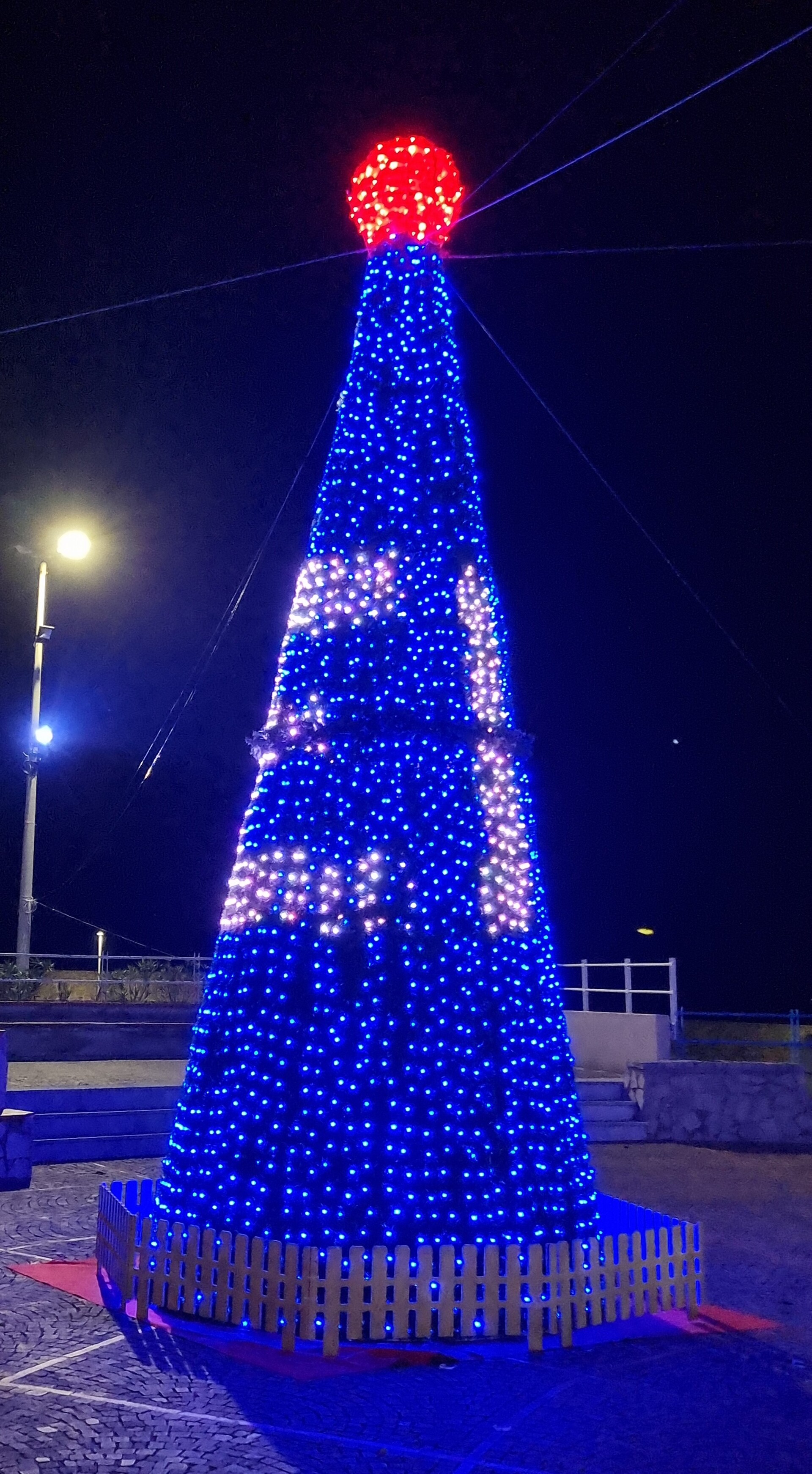 ALBERO RGB PLAY 3D 12Mt Luminarie Natalizie per Piazze