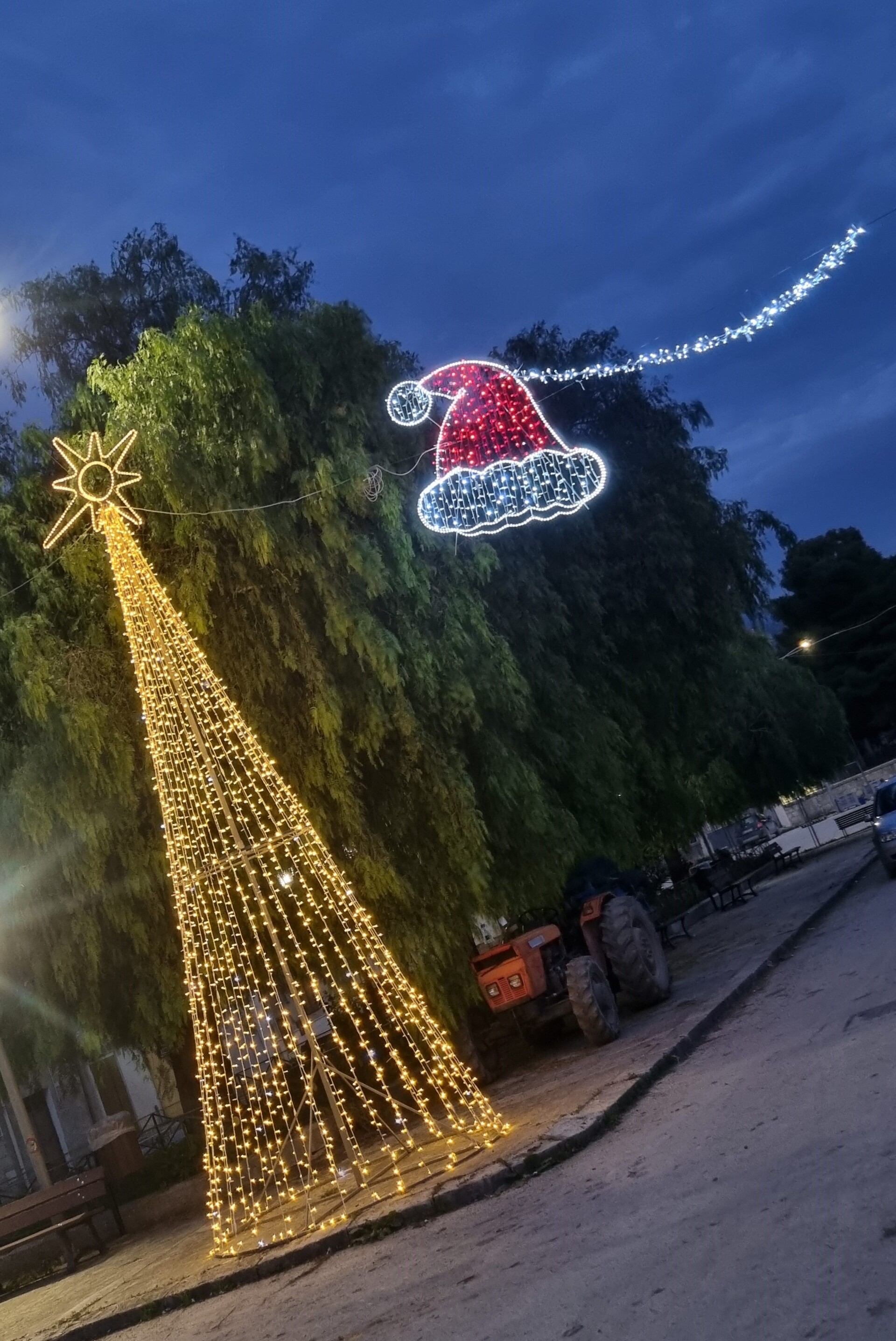 FACCIA BABBO NATALE E CAPPELLO Luminarie Natalizie per Strade