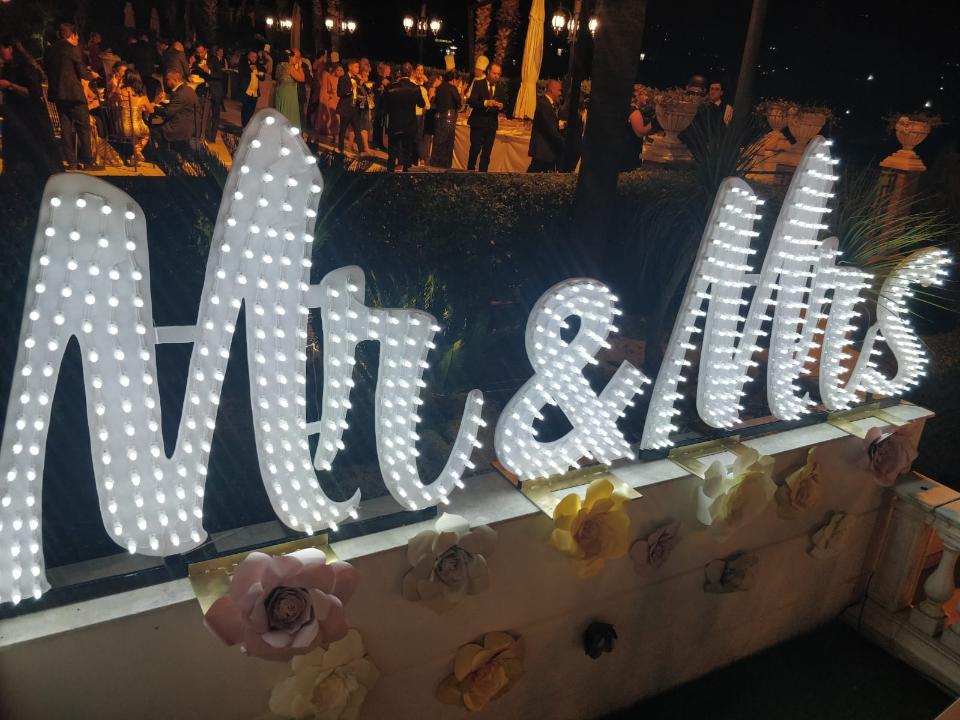 SCRITTA LOVE CORSIVO Luminarie Matrimonio