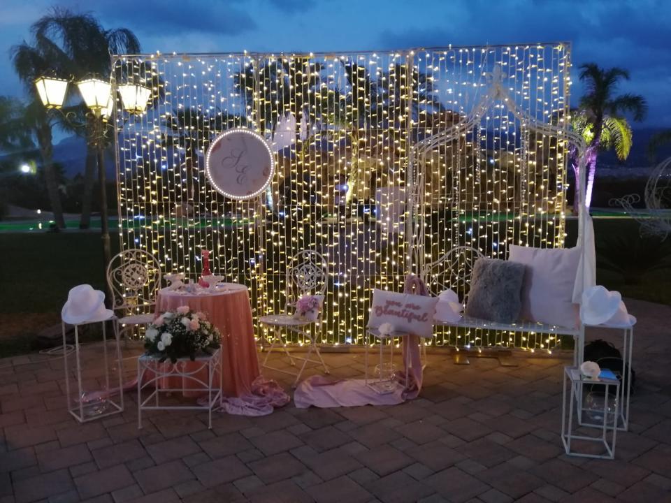 TENDA LUCI LED CASCATA di LUCI Luminarie Matrimonio