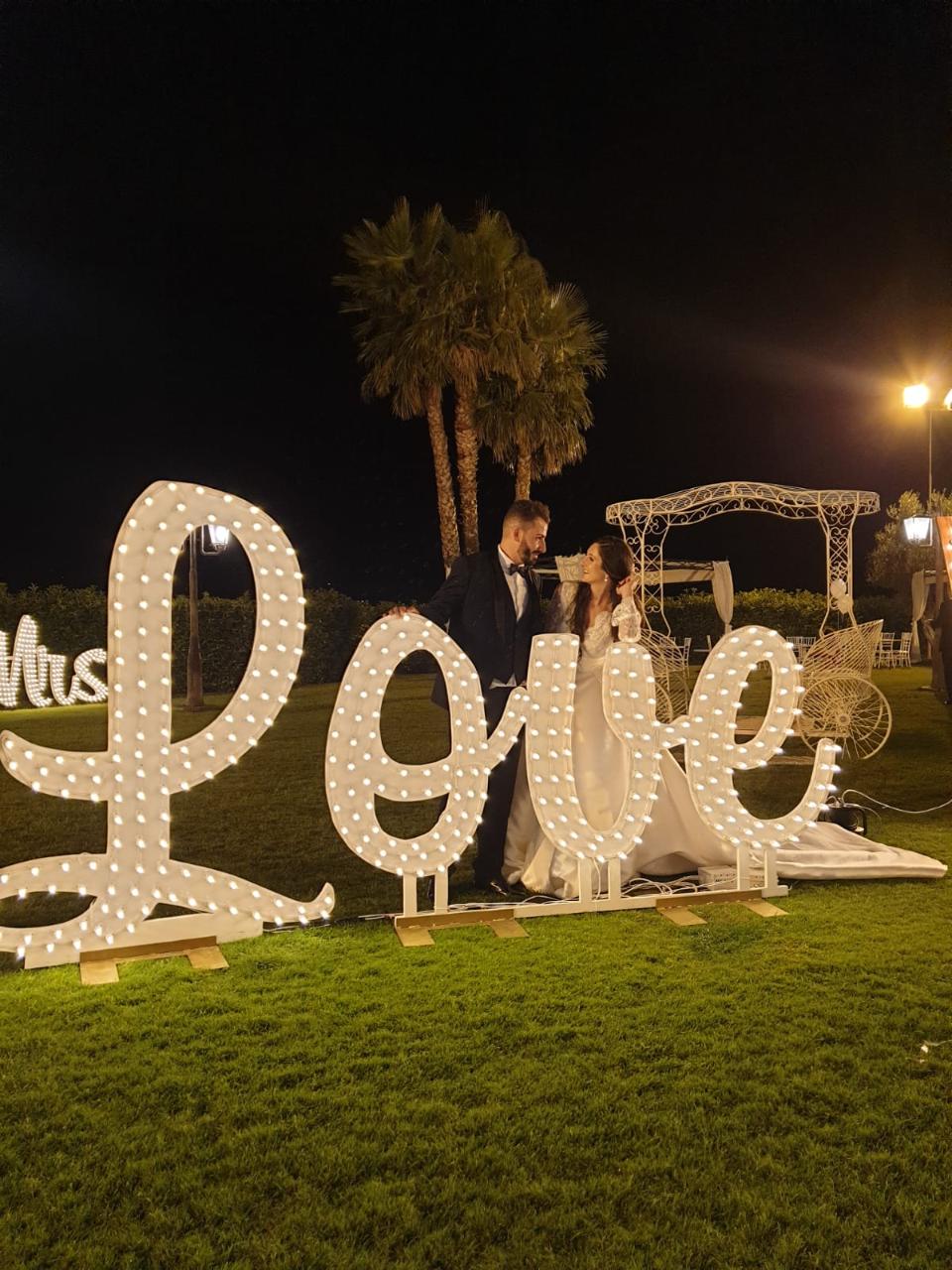 SCRITTA LOVE CORSIVO Luminarie Matrimonio