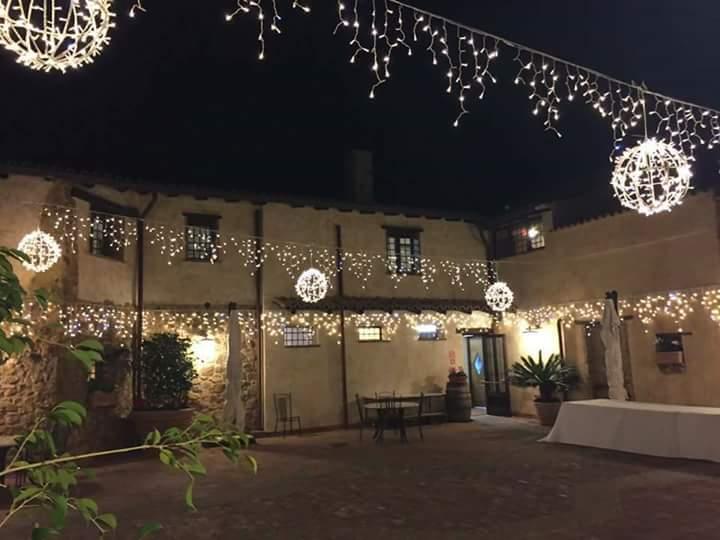 STRINGHE PER ADDOBBI STRADALI Luminarie Natalizie per Strade