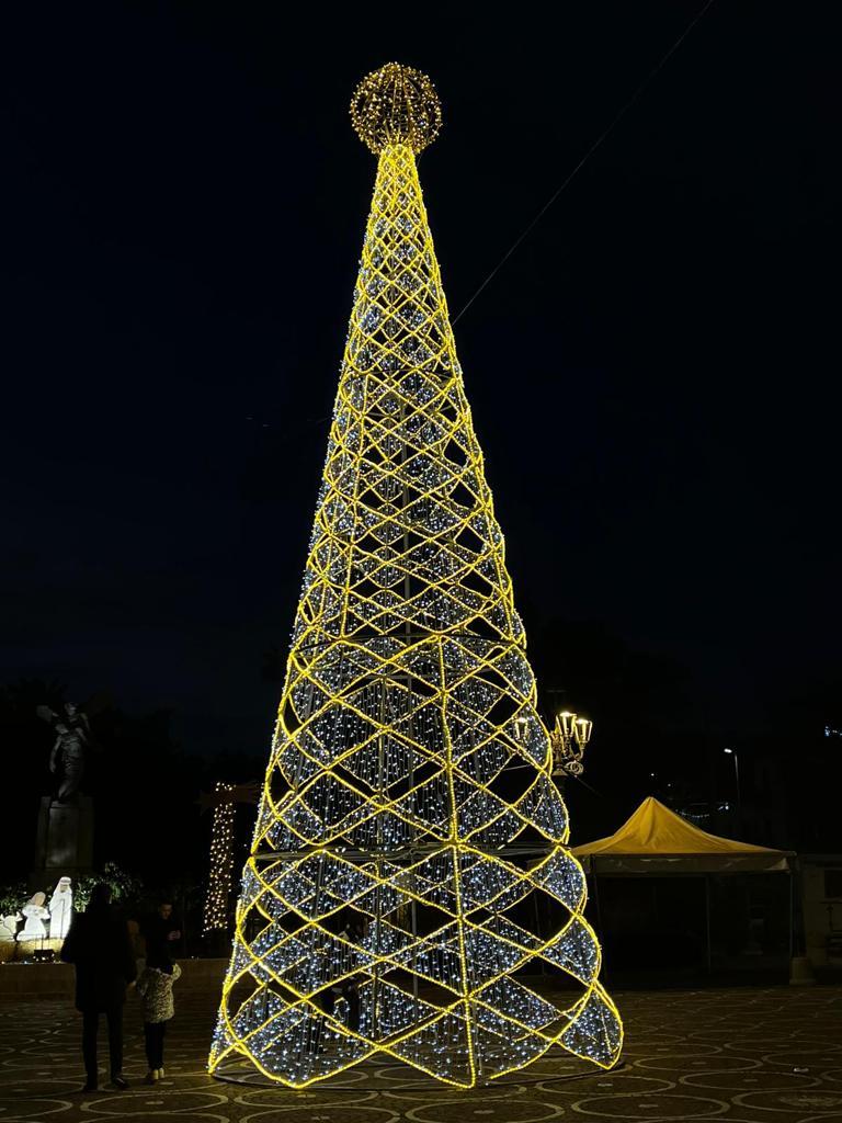 ALBERO A ROMBI 12Mt Luminarie Natalizie per Piazze