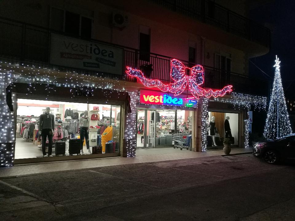 FIOCCO Luminarie Natalizie per Piazze e Spazi Pubblici