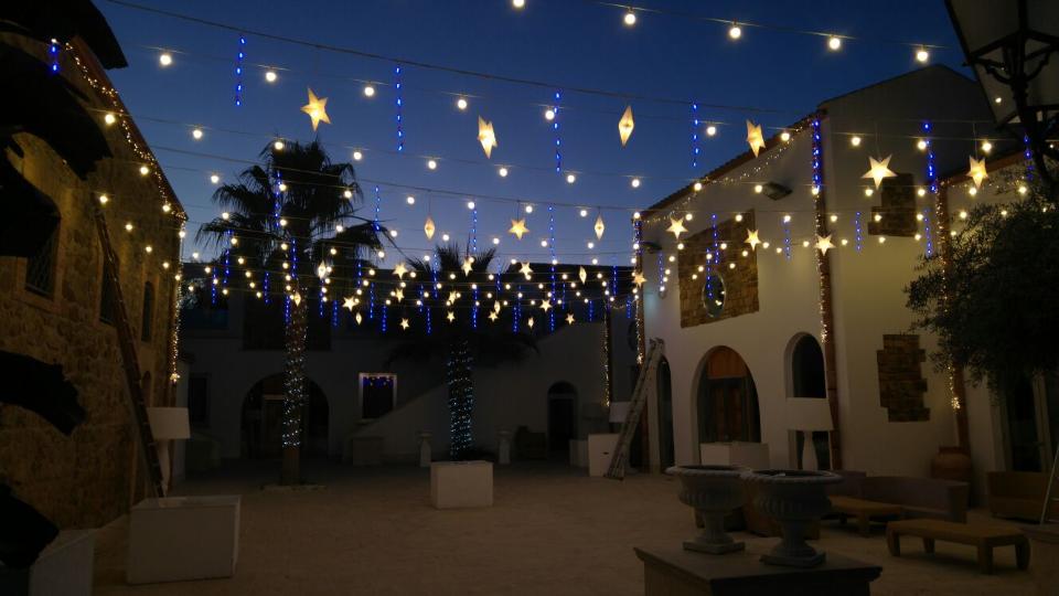 PIOGGIA DI STELLE Luminarie Natalizie per Strade