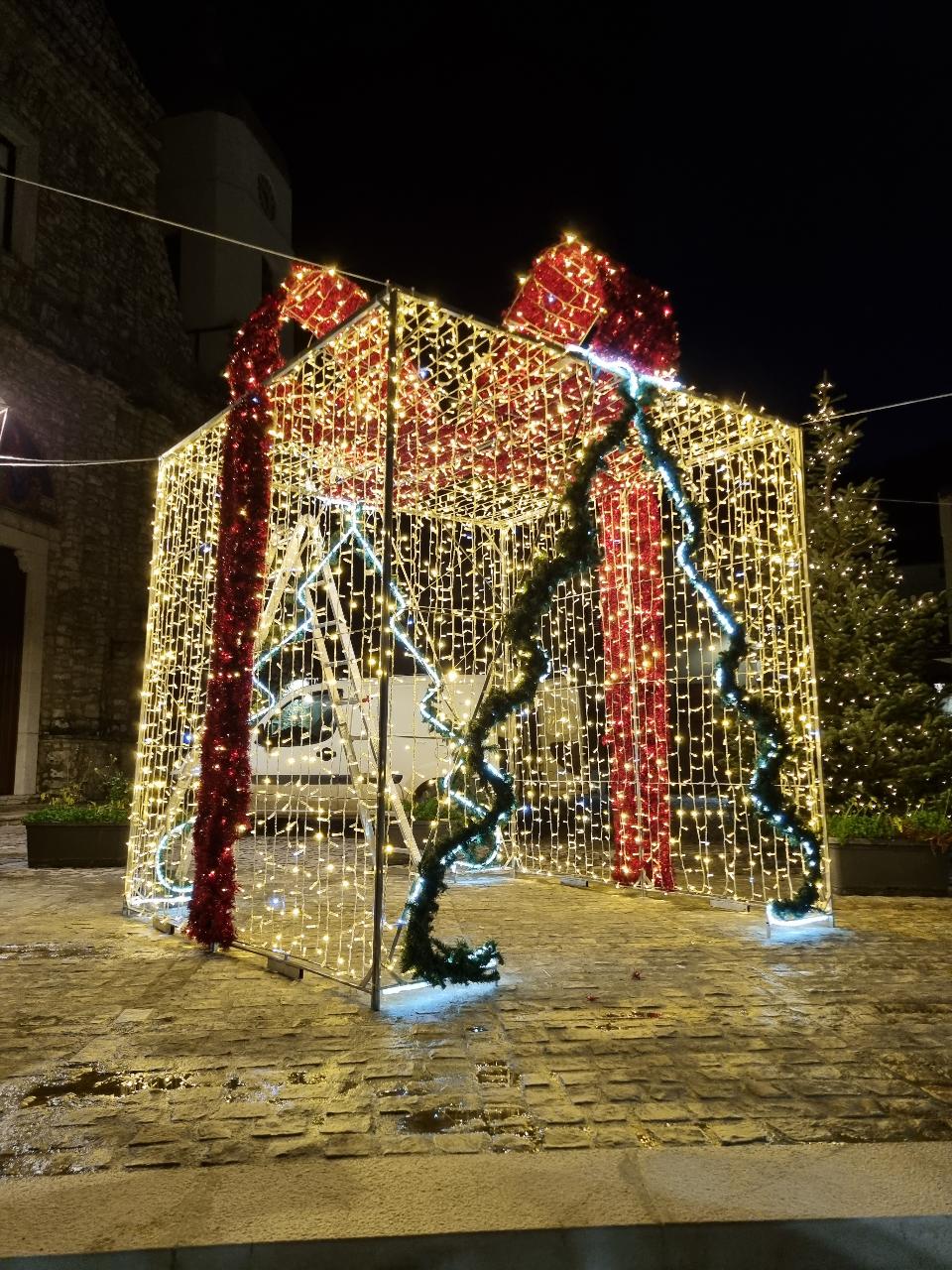 PACCO REGALO ABETE 3D Luminarie Natalizie per Piazze