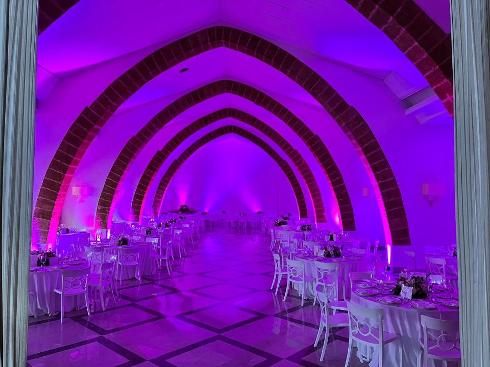 SERVICE FARI ARCHITETTURALI Luminarie Matrimonio