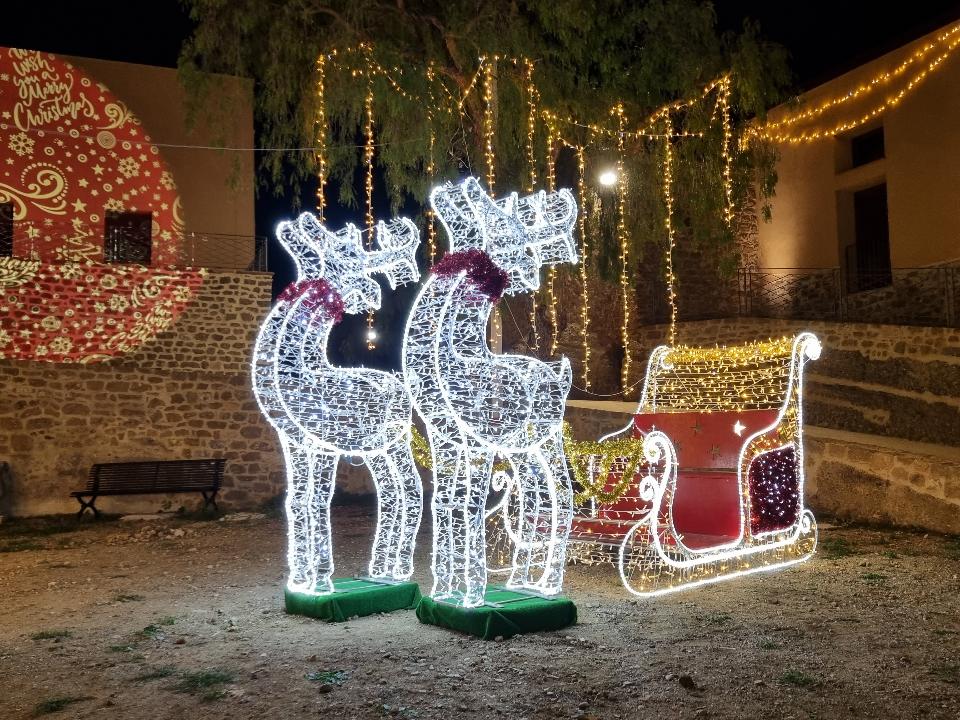 COPPIA RENNE CON SLITTA E SEDUTA Luminarie Natalizie per Piazze