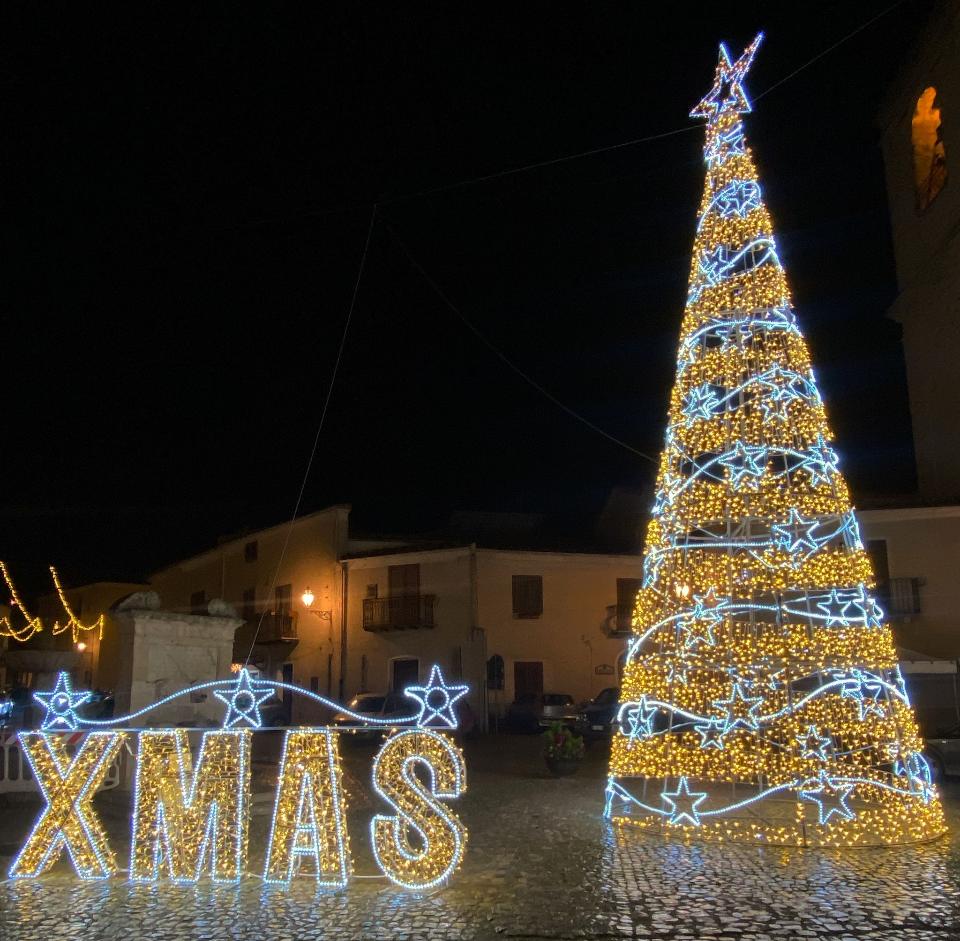 ALBERO CON GIRO STELLARE 12Mt Luminarie Natalizie per Piazze