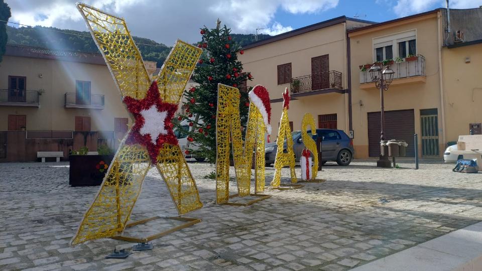 SCRITTA XMAS 2D PAVIMENTO Luminarie Natalizie per Piazze