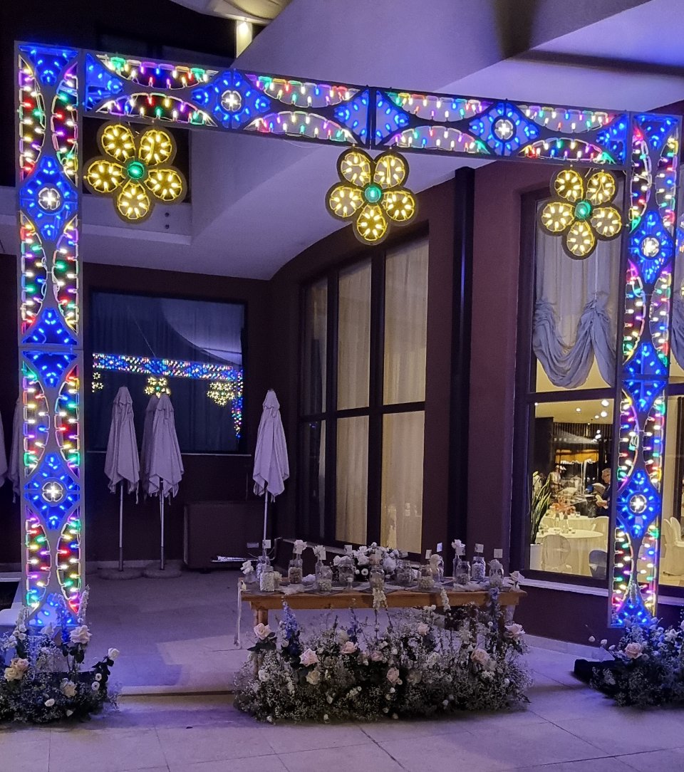 ARCHETTO TAGLIO TORTA FLOWERS 400 Luminarie Matrimonio