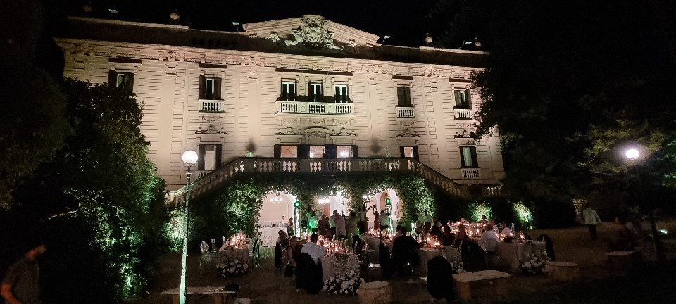 SERVICE FARI ARCHITETTURALI Luminarie Matrimonio