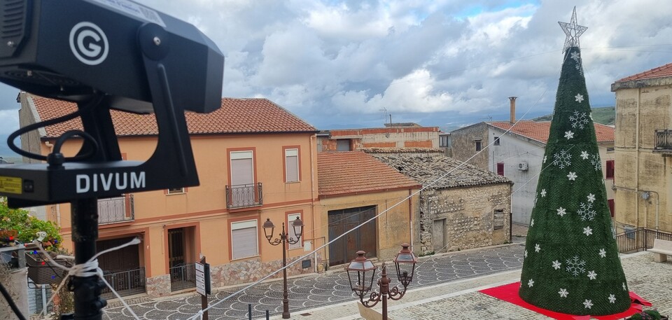 ALBERO CARPET VERDE con Fiocchi Light 10 Mt Luminarie Natalizie per Piazze