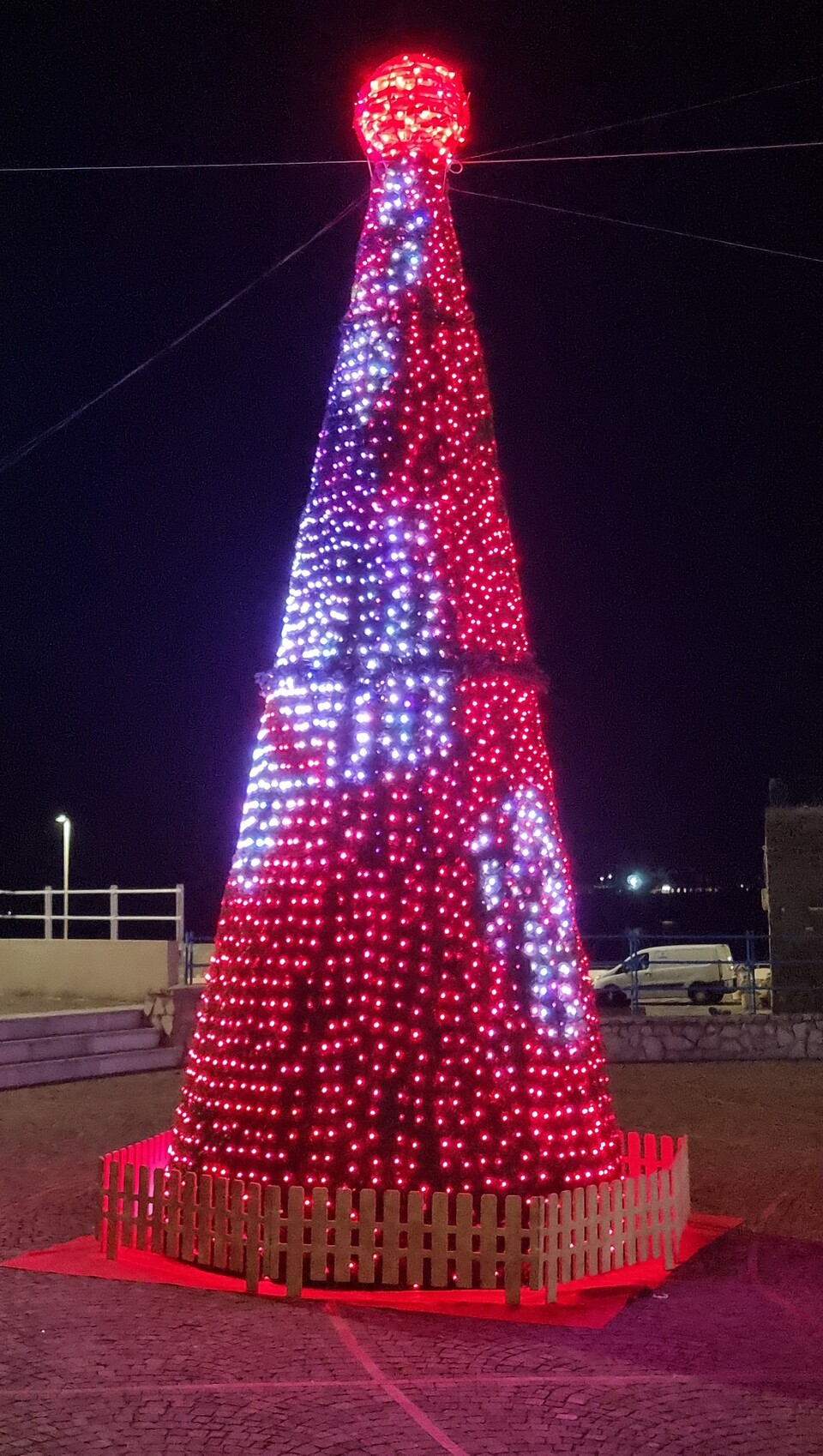 ALBERO RGB PLAY 3D 7Mt Luminarie Natalizie per Piazze