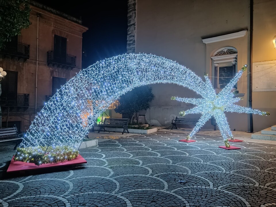 STELLA POLARE 3D CON SCIA Luminarie Natalizie per Piazze