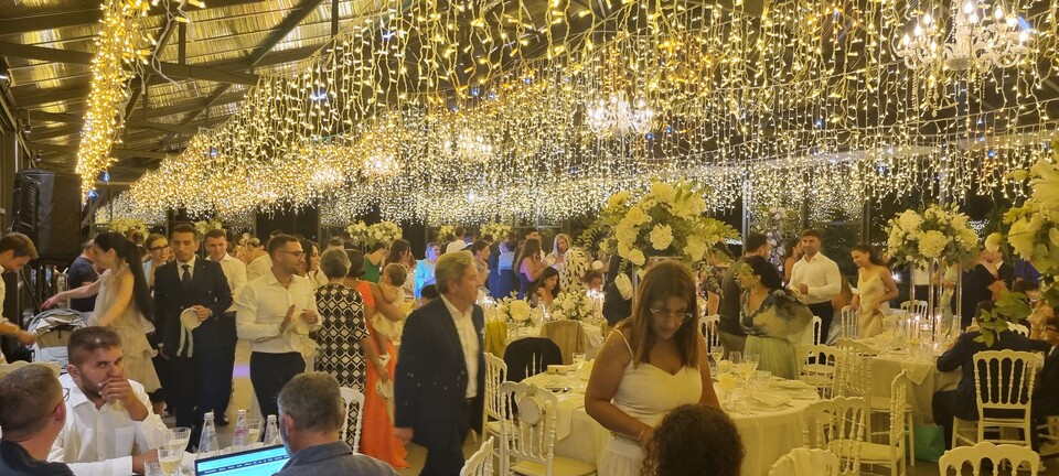 CIELO STELLATO con TENDINE ICE LIGHT TETTO DI LUCI Luminarie Matrimonio