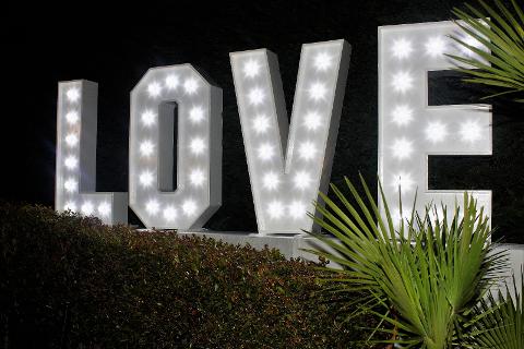 SCRITTA LOVE 3D Classica Luminarie Matrimonio