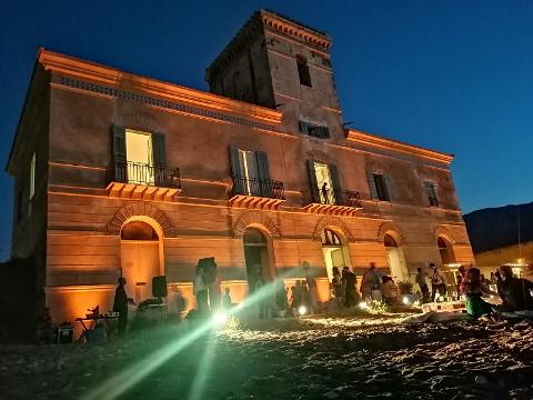 SERVIZIO LUCI DJ SET MATRIMONIO Luminarie Matrimonio