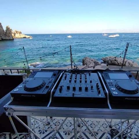SERVIZIO AUDIO DJ SET MATRIMONIO Luminarie Matrimonio