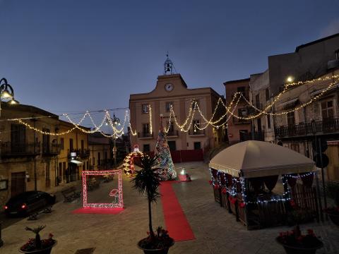 CORNICE SELFIE Luminarie Natalizie per Piazze