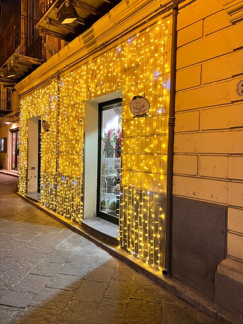 ADDOBBO PROSPETTO PICCOLI EDIFICI Luminarie Natalizie Prospetti
