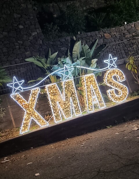 SCRITTA XMAS 3D A PAVIMENTO Luminarie Natalizie per Piazze