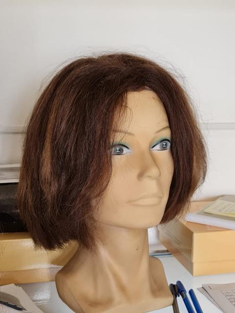 Parrucca capelli corti