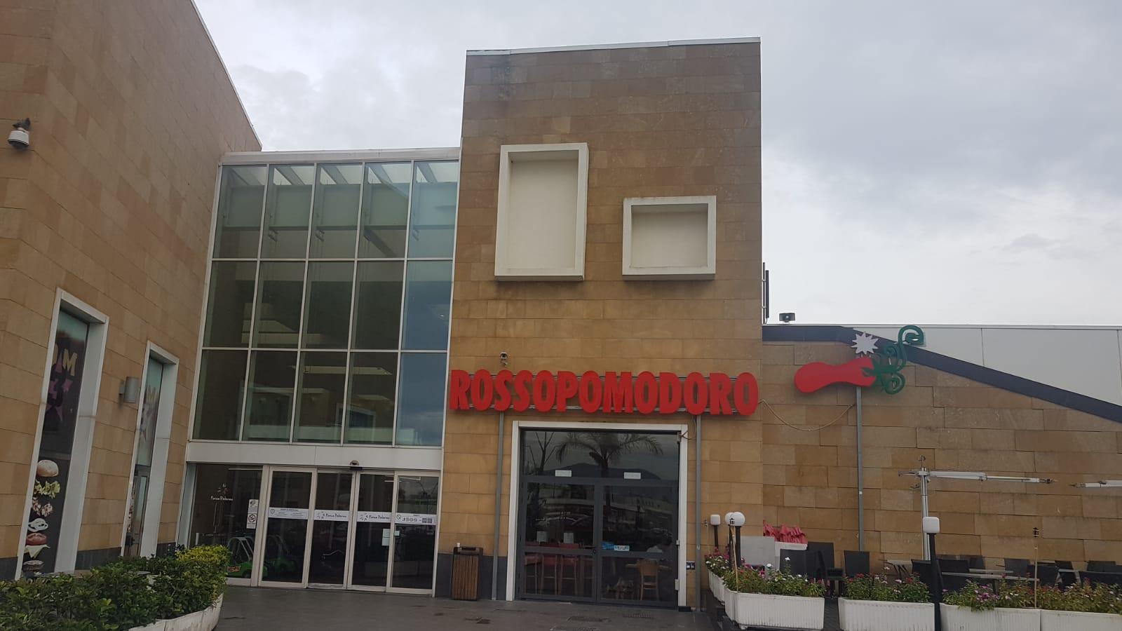 Centro Commerciale Forum di Palermo (PA)