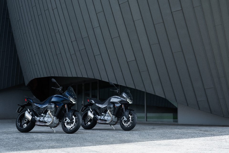 MOTO GUZZI V100 MANDELLO EURO 5+ E’ TUA CON 750€ DI SUPERVALUTAZIONE DELL’USATO E VALIGIE LATERALI