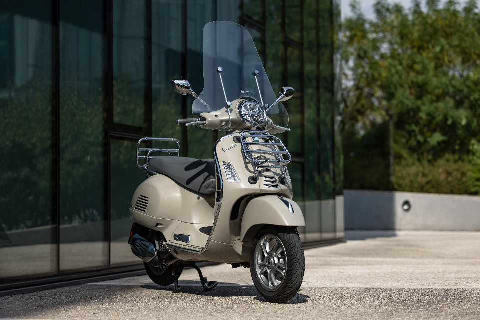 Vespa GTS Euro 5+ tua chiavi in mano con rate da 126€ al mese