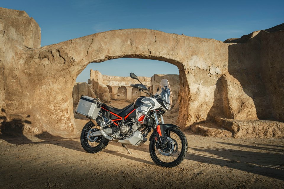APRILIA TUAREG 660 EURO 5+ E’ TUA CON 750€ DI SUPERVALUTAZIONE DELL’USATO E VALIGIE LATERALI URBAN