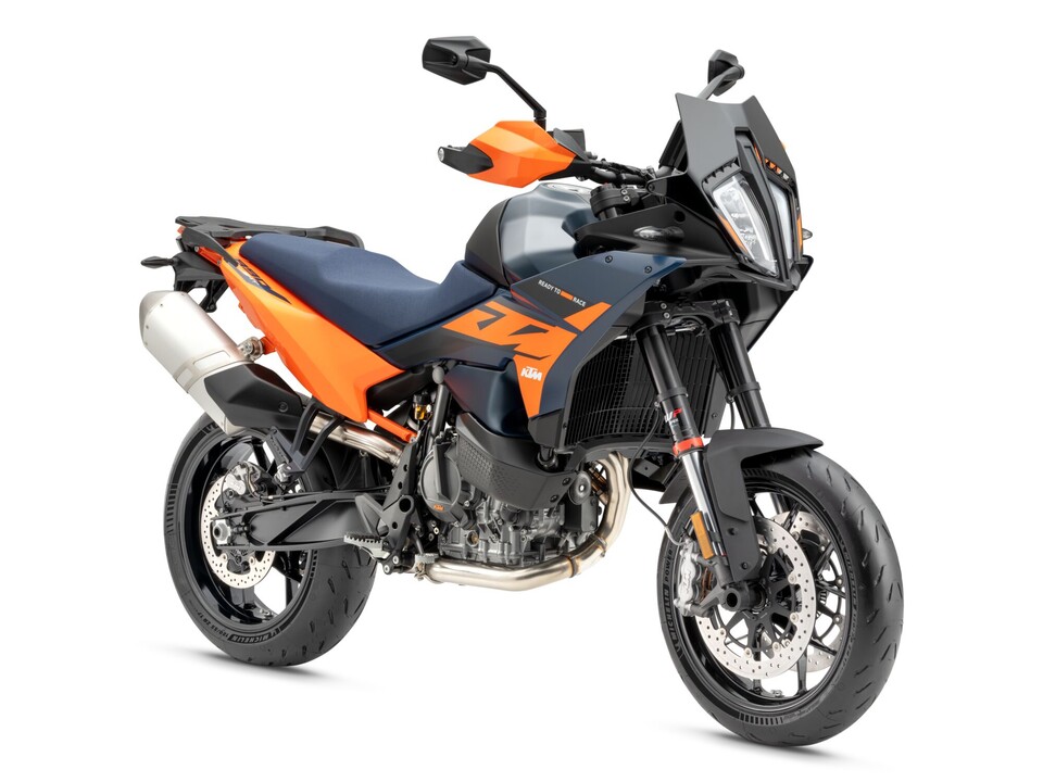 KTM PRESENTA LA 890 SMT 2026