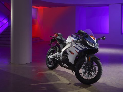 PROMO SUI MODELLI E5 APRILIA