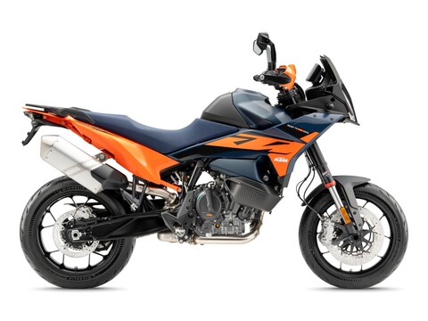 KTM PRESENTA LA 890 SMT 2026