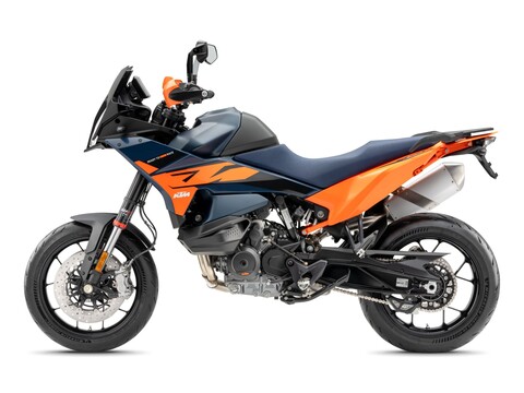KTM PRESENTA LA 890 SMT 2026