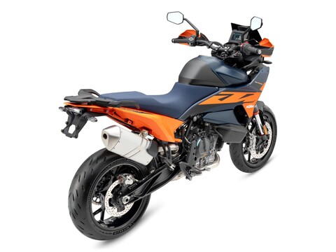 KTM PRESENTA LA 890 SMT 2026