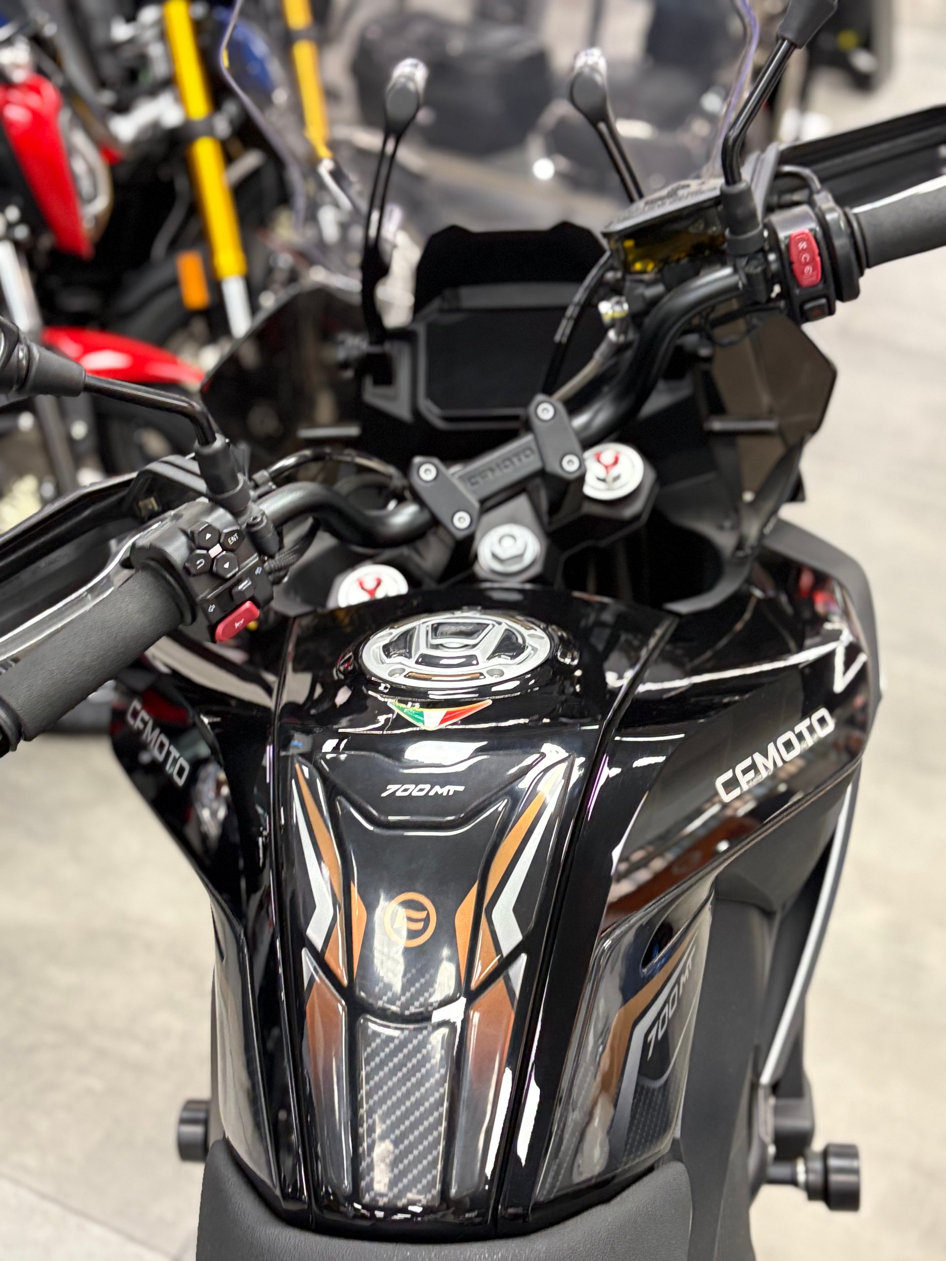 CF 700 MT CF Moto CF 700 MT