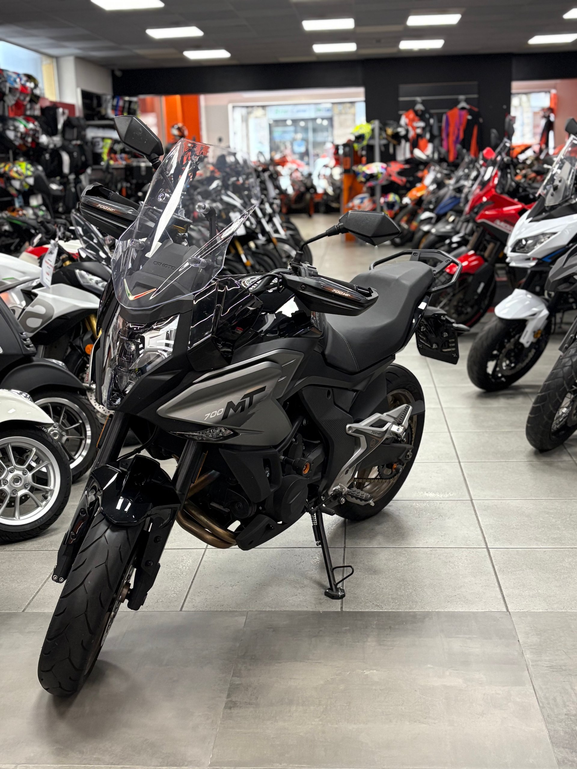 CF 700 MT CF Moto CF 700 MT